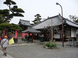 ���䎛