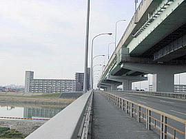 iwatsuka04-manba_oohashi023s.jpg^ˁE勴