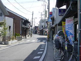 kameyama-honmachi131s.jpg^TR{