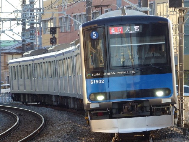 61608F