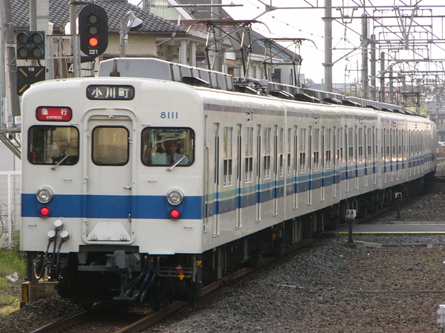 8111F