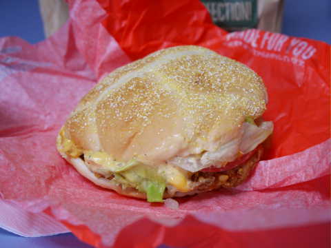 必勝バーガー チキン&トマト