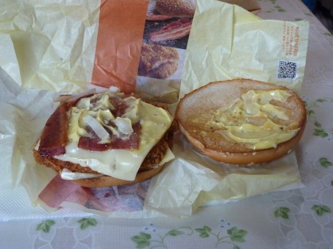 チキンフィレオ ホワイトチェダー中身