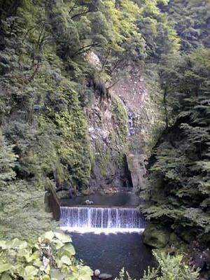 [River1]