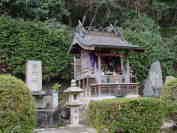 山の辺の道 狭井神社
