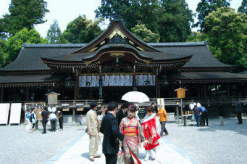 山の辺の道 大神神社