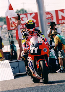 �A�^�b�L���O�E�X�e�[<BR>�W�ł�2�ʂ̃^�C��