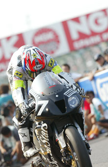 �̋M���q�A���C�P������J�l�̈䓛�@�m�N