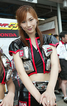 ������̓u�[�X�ɂ͓o�ꂵ�܂���ł������_���q����ł��B