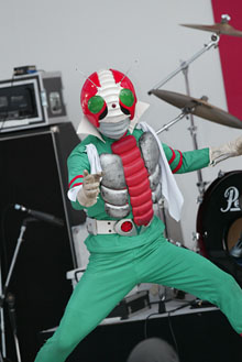 �s���`�̂q�r���~���׌��ꂽ�̂��A���ʃ��C�_�[�u3