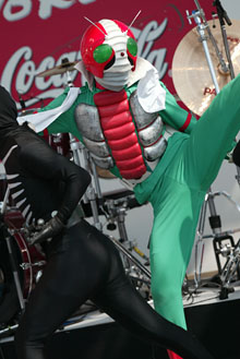 ��l�̃��C�_�[�̊���ŃV���b�J�[�͌�����