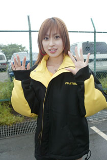 <FONT color="#000000" size="3">���N���`�[���͓����ł�</FONT>