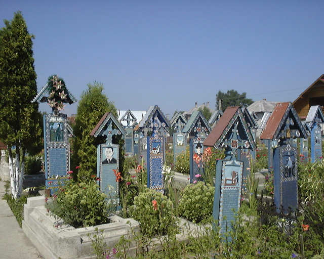 サプンツァ村の陽気な墓