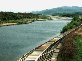 ejima04.jpg�^�]��������㗬������