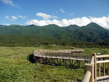 遊歩道から知床連山をバックにスタート方面を望む。