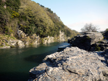 そろそろ日が沈みそうな長瀞