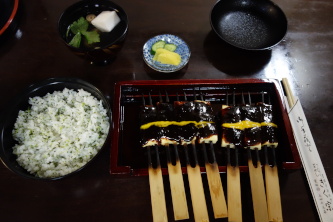 �؂߂��c�y��H