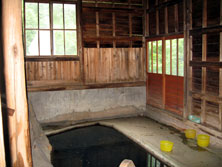 石の湯の内湯
