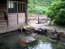石の湯の露天
