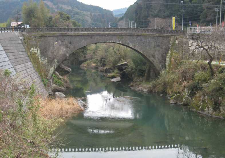 1-1.jpg