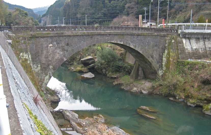 1-2.jpg