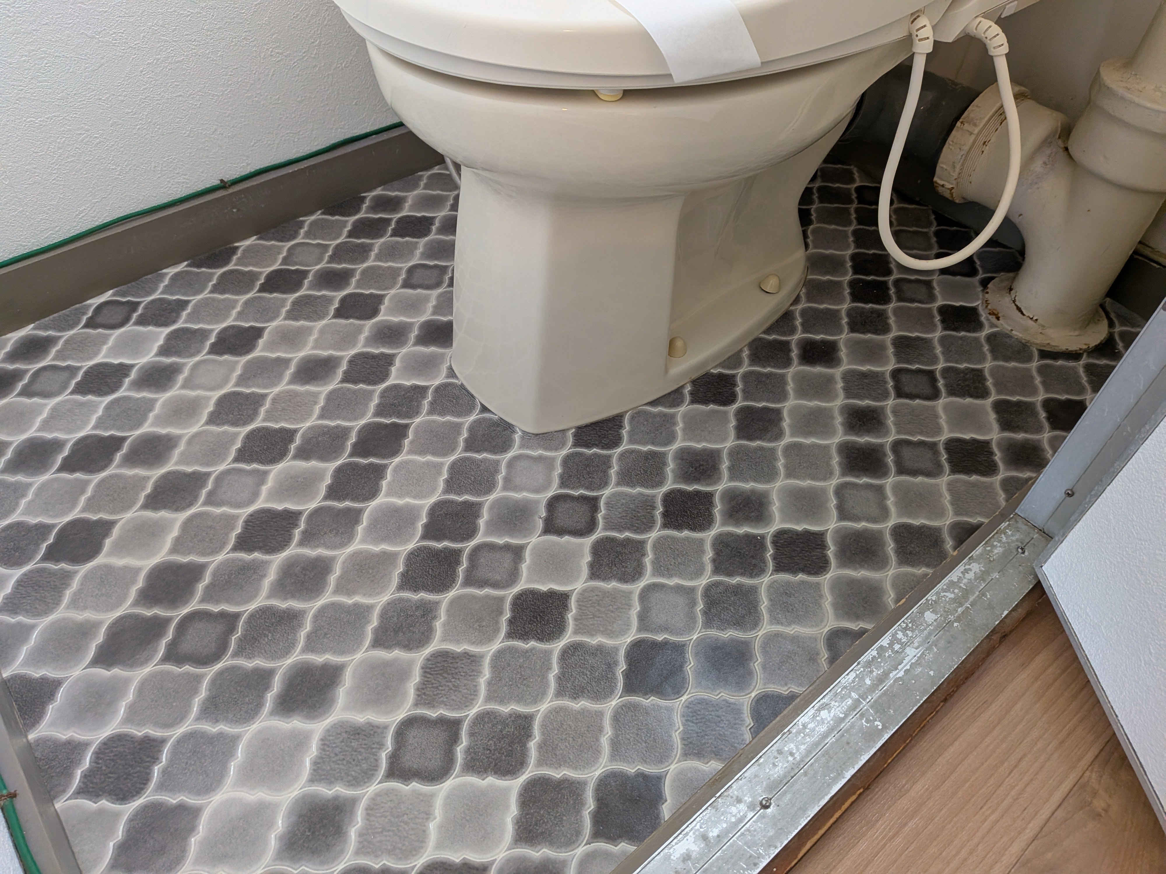 トイレ床