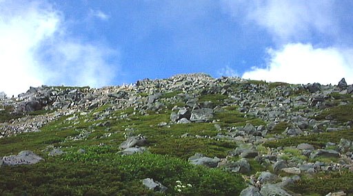 一瞬晴れた御前峰