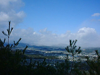 北の展望岩から眺める