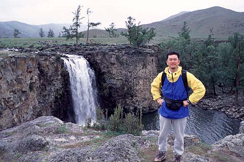 MINEW Self at Orkhon Fall