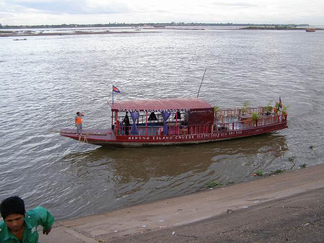 pc300046.jpg