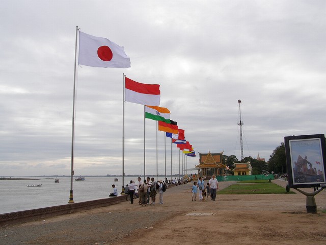 pc300698.jpg