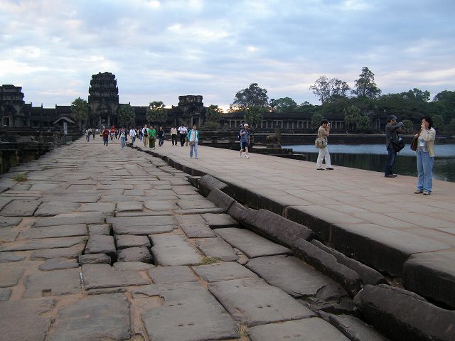 pc280165.jpg