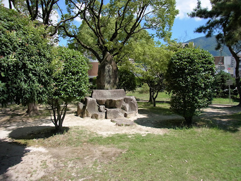 h_kurekakon3.jpg(120780 byte)