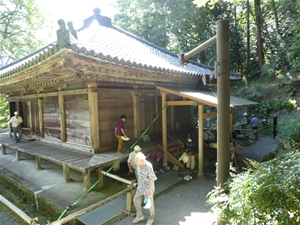 富貴寺本堂の裏口